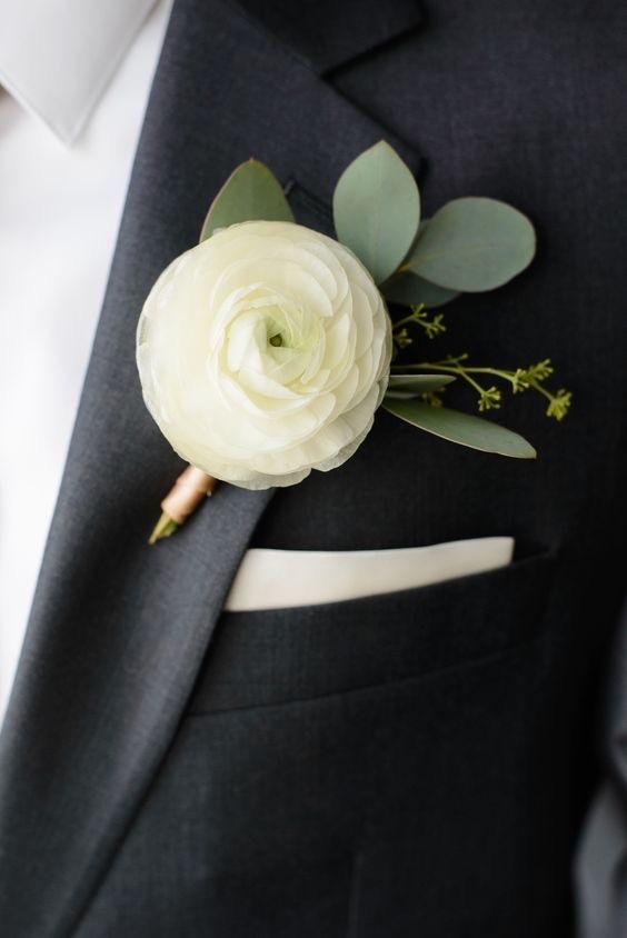 Simple Boutonniere 